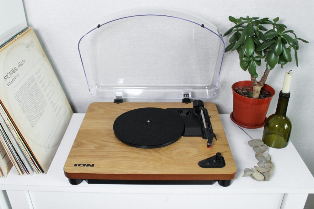 Вініловий програвач ION Air LP Wood з Bluetooth - Зображення 3